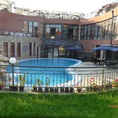 Bay View Villas Kosharitsa شقة